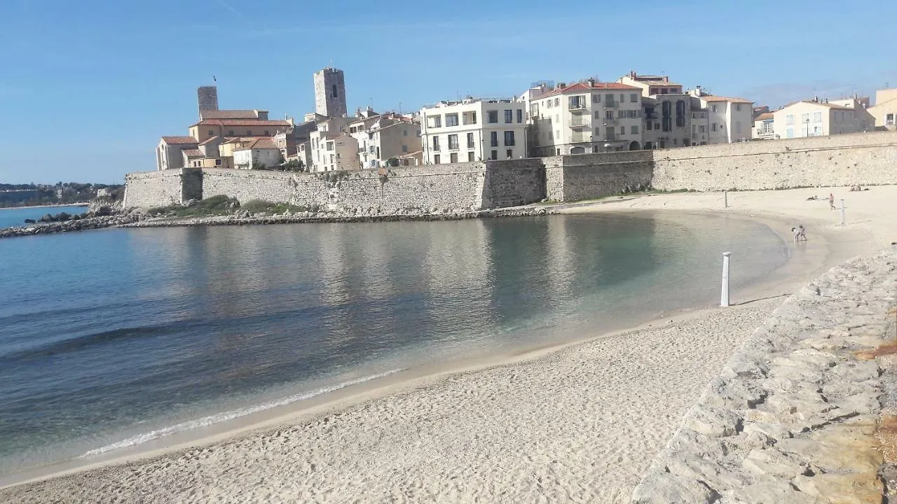 Amiral Courbet Apartment Juan-les-Pins